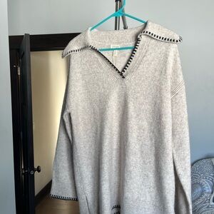 Stylish V-Neck Sweater with Black Trim